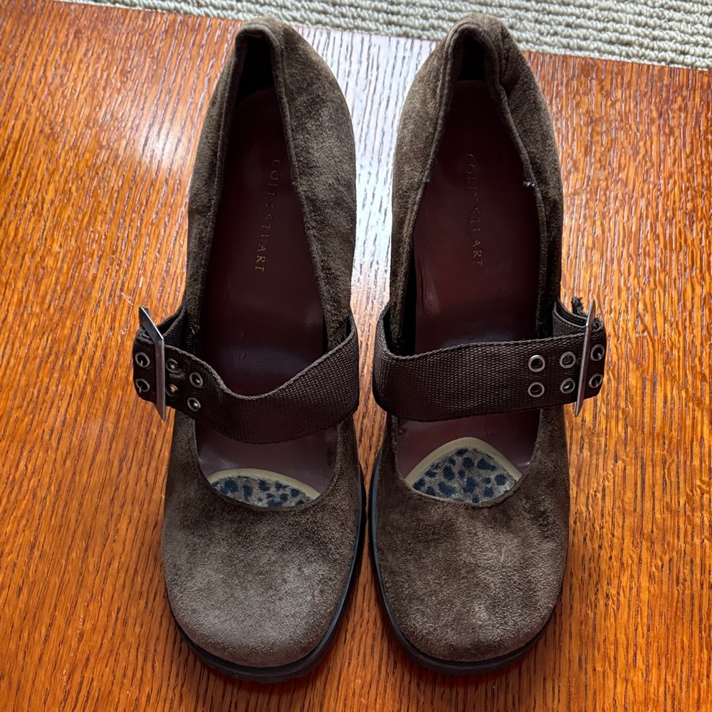 COLIN STUART chunky brown suede true 90’s vintage heels. Buckle strap. Size 8